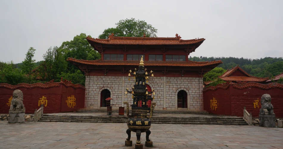 Top Buddhist Temples to Visit in Shanghai