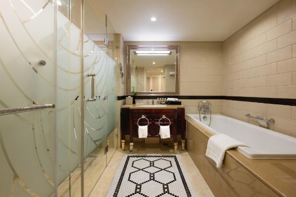 Paramount Gallery Hotel image 28