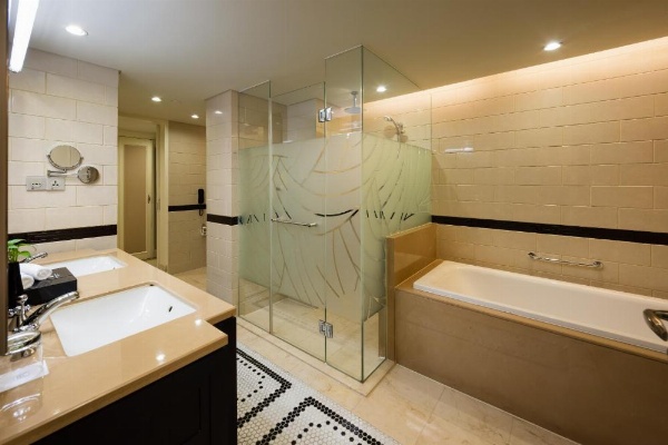 Paramount Gallery Hotel image 38
